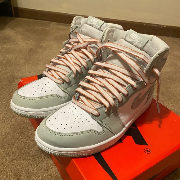 Jordan 1 seafoam - Picture 3 of 4